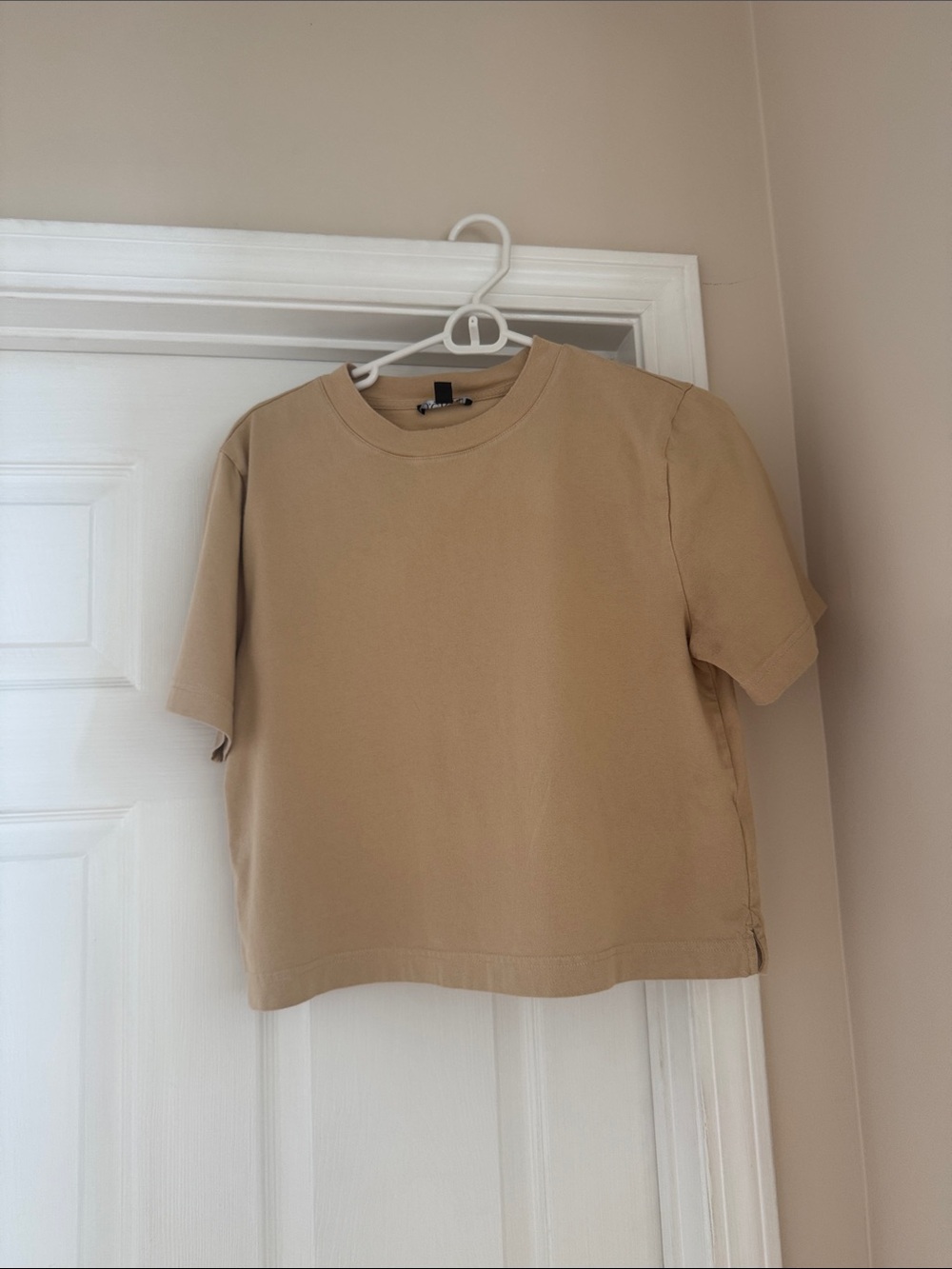 J.Crew Women’s Boxy Cropped Heavyweight T-Shirt